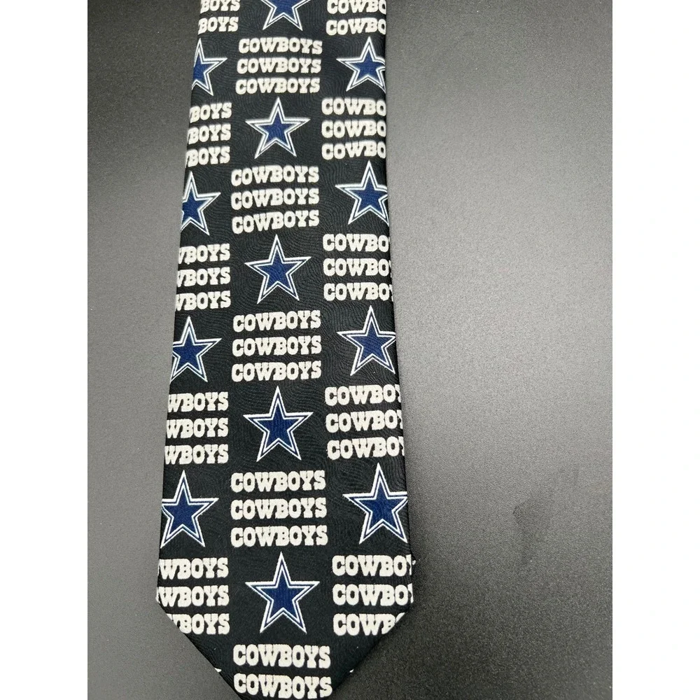 Mens Dallas Cowboys NFL Team Apparel Necktie Navy Blue Star Logo Grid 2006 Tie